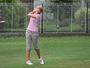Katka Jotov (GC Hradec Krlov) m vesel vraz - odpal m nad hlavu fotografa. Ten je na podobn situace ovem zvykl..., Foto: David Jirk