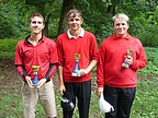 Nejlepší dorostenci jako Tiger Woods všichni v červeném, zleva Petr Dvořák (GCHKR), Vladimír Novák (GCPAR) a Tomáš Hofman (GCMBU)., Foto: David Jirků