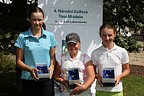 Nejlepší hráčky kategorie dívek 7-12 let, zleva 3. Berenika Richterová (GCC Prague), 1. Melánie Vendelbergerová (Sokrates GCC) a 2. Lucie Harcubová (GC Hradec Králové), Foto: Pavel Zíka